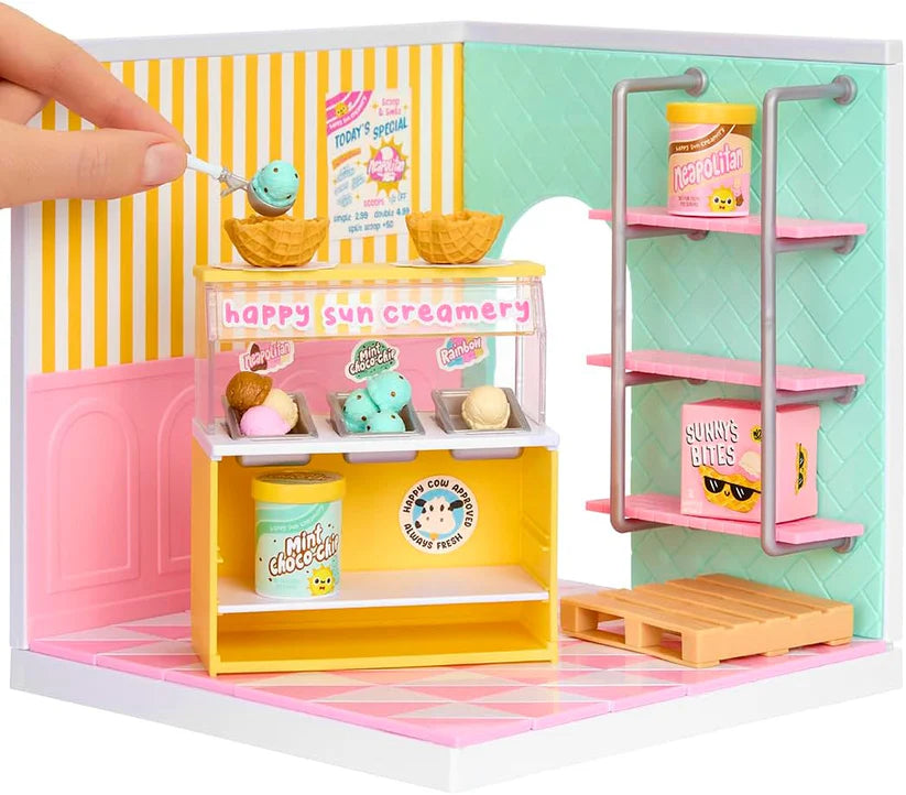 MGA's Miniverse Spaces Starter Pack Pink